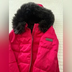Obermeyer Bombshell Ski Jacket with detachable Black Fur Trim